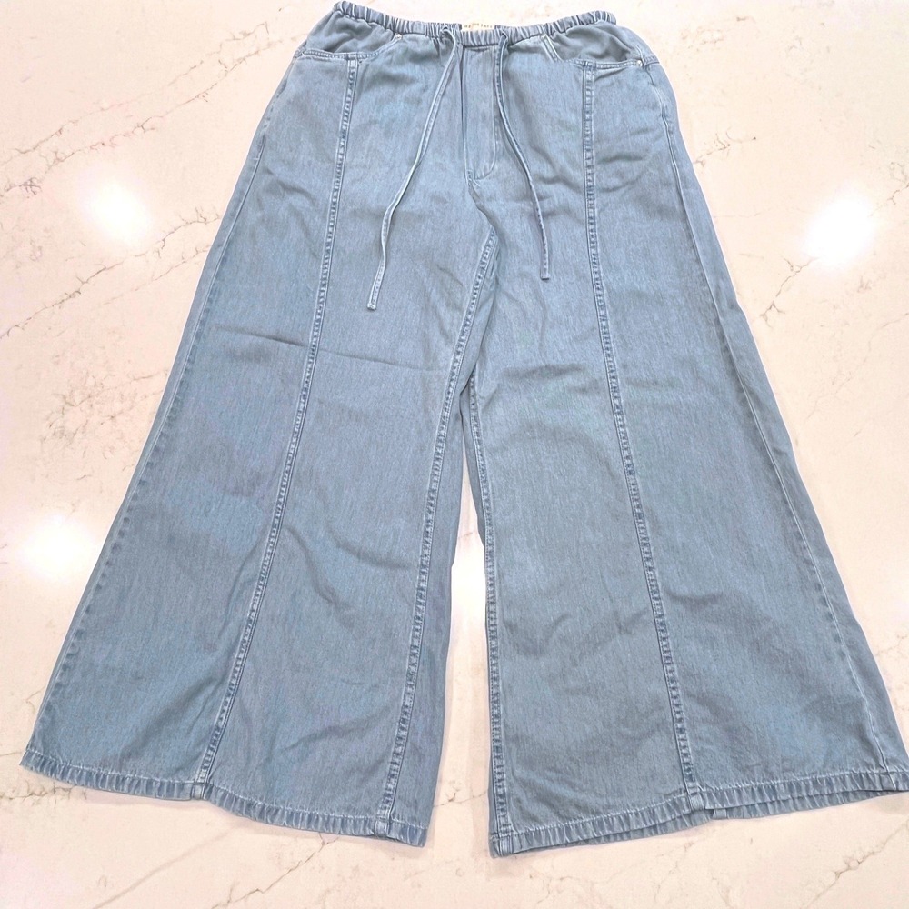We The Free People Ultra Wide Leg Pull On Jeans Womens L Light Wash Blue Boho